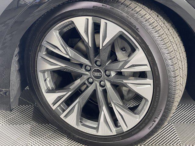 new 2025 Audi Q8 car, priced at $86,805