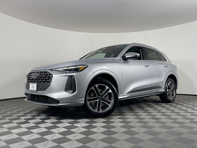 new 2025 Audi Q5 car, priced at $60,290