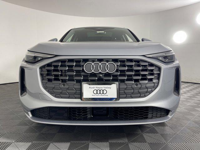 new 2025 Audi Q5 car, priced at $60,290