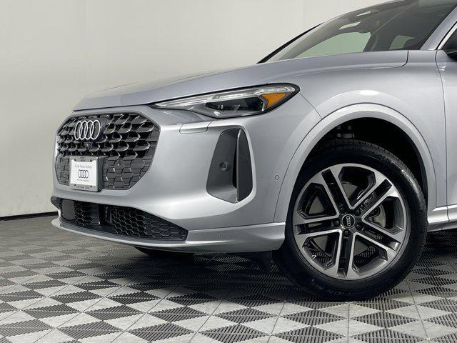 new 2025 Audi Q5 car, priced at $60,290