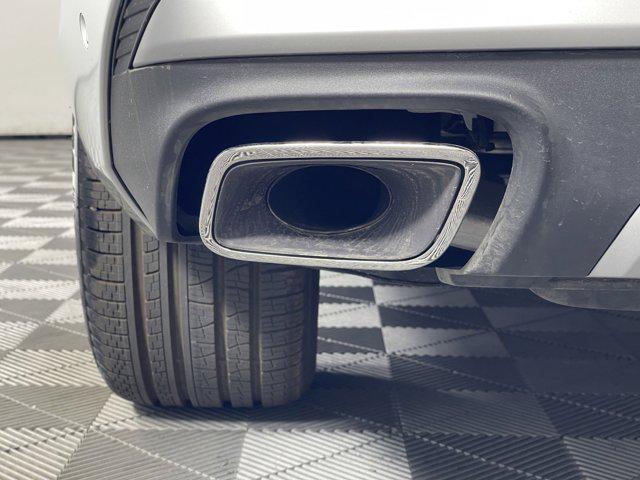 new 2025 Audi Q7 car, priced at $75,205