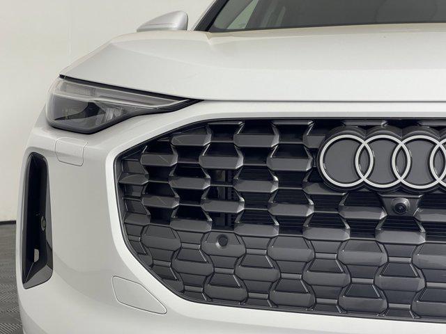 new 2025 Audi Q5 car, priced at $59,045