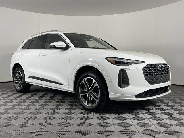 new 2025 Audi Q5 car, priced at $59,045