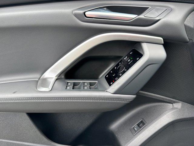 new 2025 Audi Q5 car, priced at $64,140