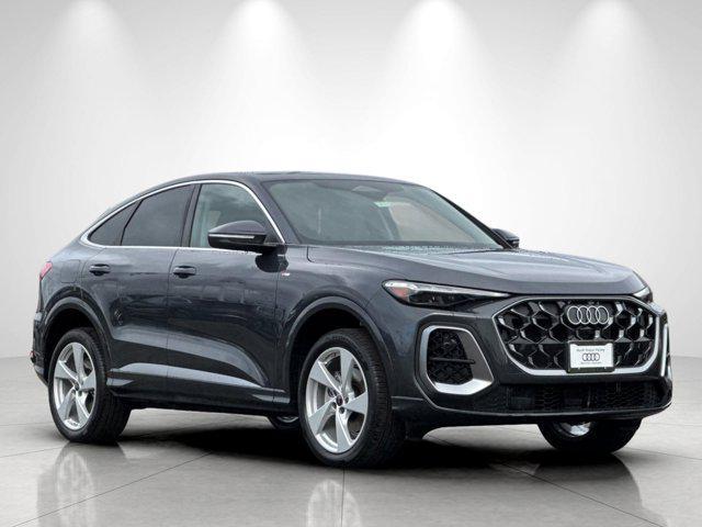 new 2025 Audi Q5 car, priced at $64,140