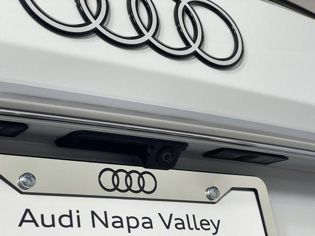 new 2025 Audi Q7 car, priced at $76,295