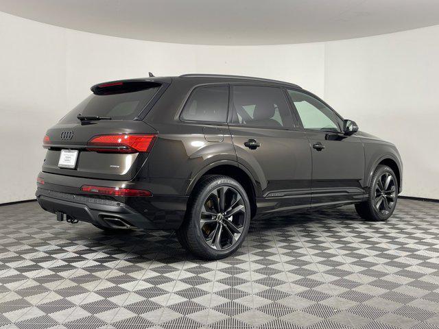 new 2025 Audi Q7 car, priced at $75,395