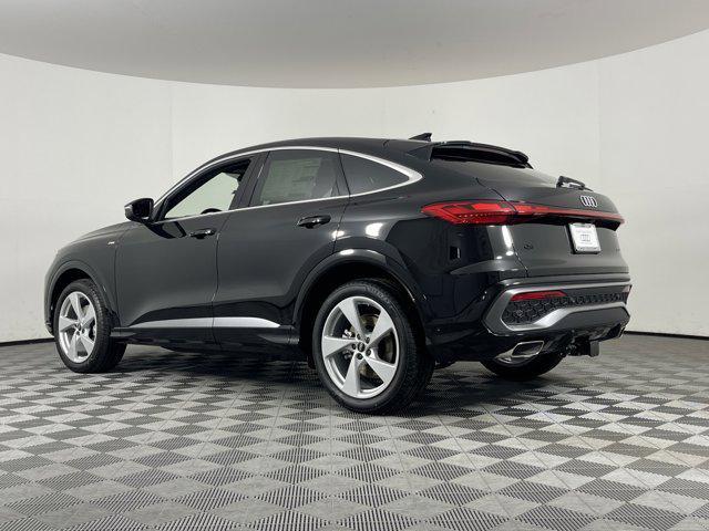 new 2025 Audi Q5 car, priced at $66,975