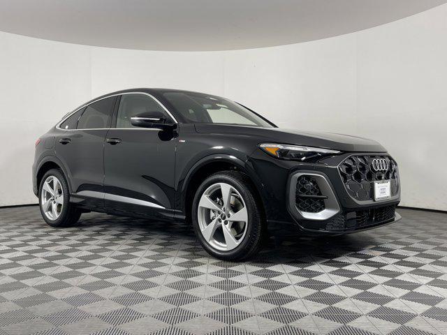 new 2025 Audi Q5 car, priced at $66,975