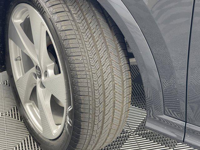 new 2025 Audi Q5 car, priced at $61,300