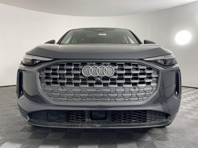 new 2025 Audi Q5 car, priced at $61,300
