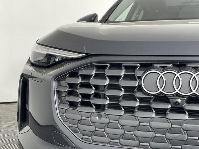 new 2025 Audi Q5 car, priced at $61,300