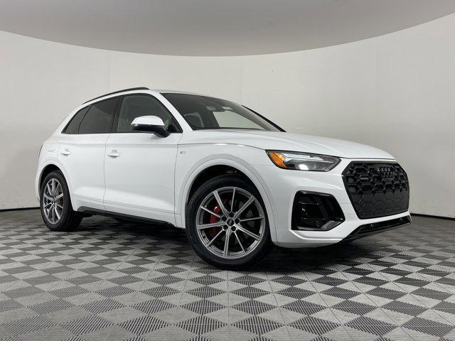 new 2024 Audi Q5 car, priced at $66,675