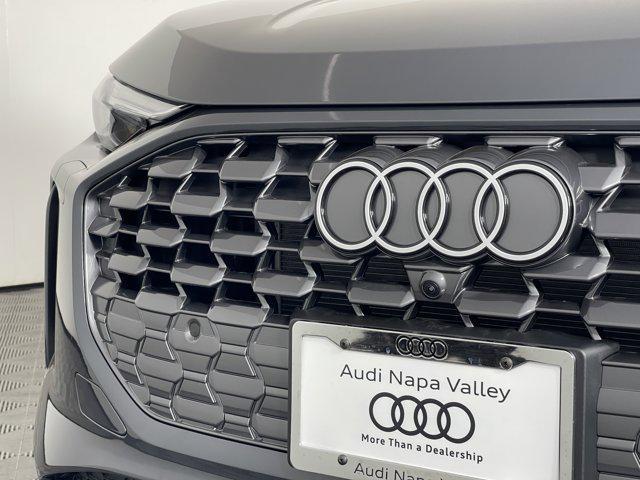 new 2025 Audi Q5 car, priced at $59,640