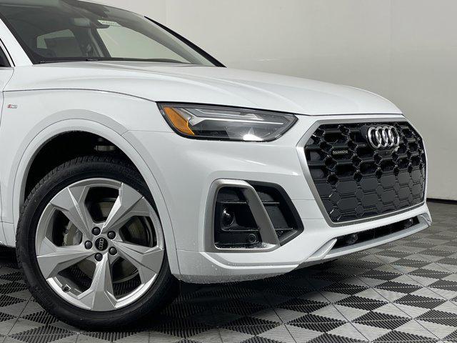 new 2025 Audi Q5 car, priced at $56,835