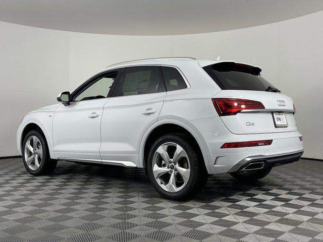 new 2025 Audi Q5 car, priced at $56,835