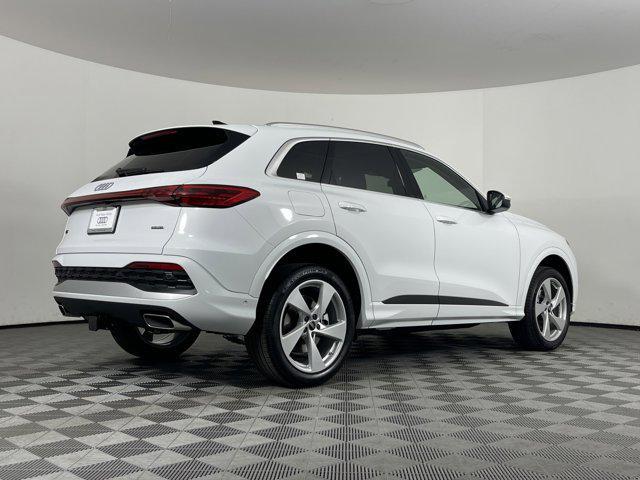 new 2025 Audi Q5 car, priced at $62,040