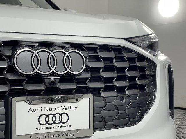 new 2025 Audi Q5 car, priced at $62,040