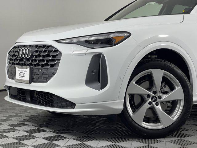 new 2025 Audi Q5 car, priced at $62,040