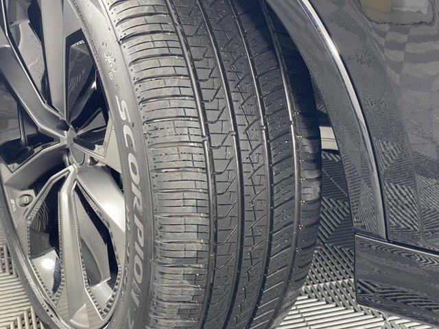 new 2026 Audi Q7 car, priced at $78,295