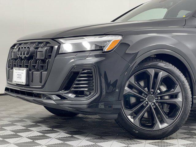 new 2026 Audi Q7 car, priced at $78,295