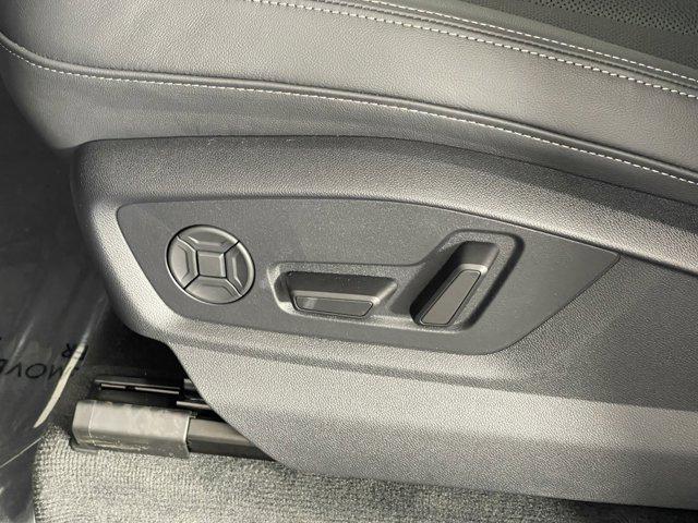 new 2026 Audi Q7 car, priced at $78,295