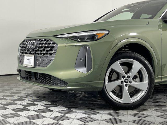new 2025 Audi Q5 car, priced at $61,890