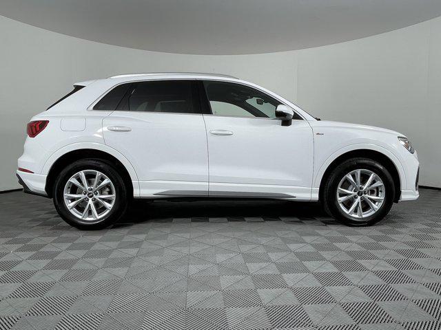 new 2025 Audi Q3 car, priced at $46,605