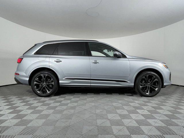 new 2025 Audi Q7 car, priced at $75,305