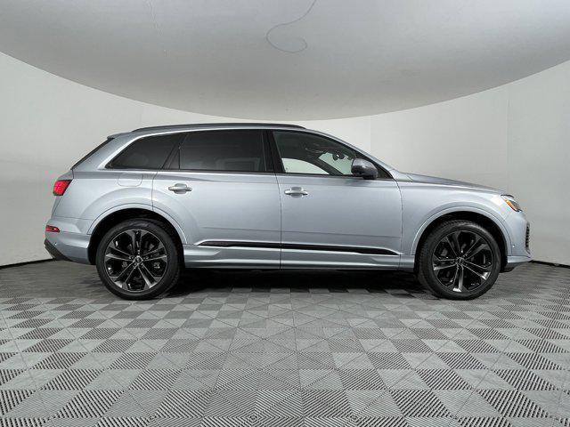 new 2025 Audi Q7 car, priced at $74,055