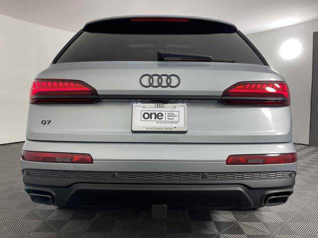 new 2025 Audi Q7 car, priced at $74,055