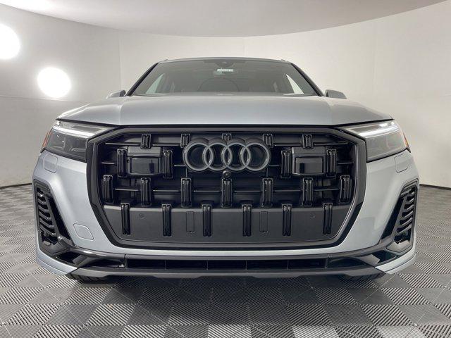 new 2025 Audi Q7 car, priced at $75,305