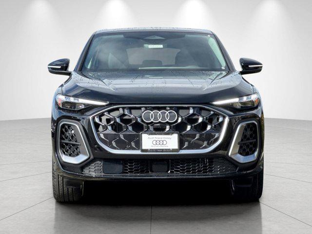 new 2025 Audi Q5 car, priced at $64,140