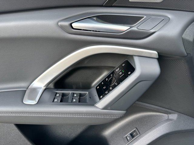 new 2025 Audi Q5 car, priced at $64,140