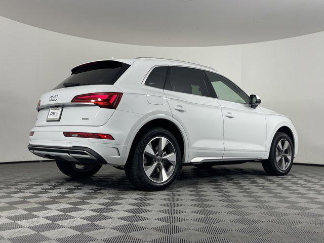 new 2024 Audi Q5 car, priced at $46,060