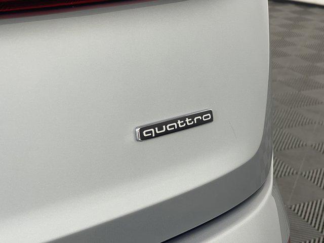 new 2025 Audi Q7 car, priced at $75,395