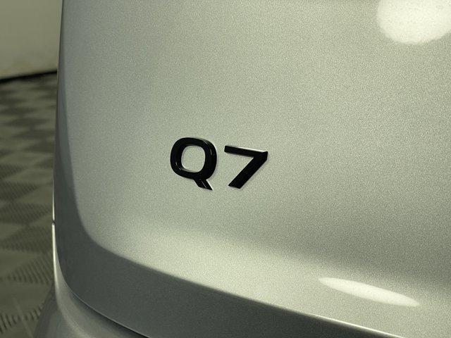new 2025 Audi Q7 car, priced at $75,395