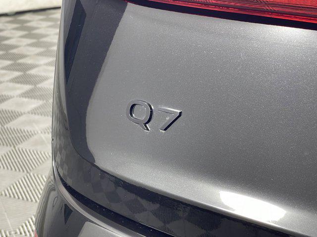 new 2025 Audi Q7 car, priced at $72,220