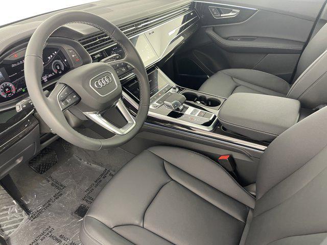 new 2025 Audi Q7 car, priced at $75,305