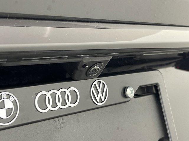 new 2025 Audi Q7 car, priced at $75,305