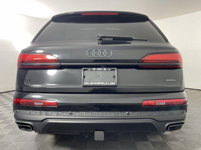 new 2025 Audi Q7 car, priced at $75,305