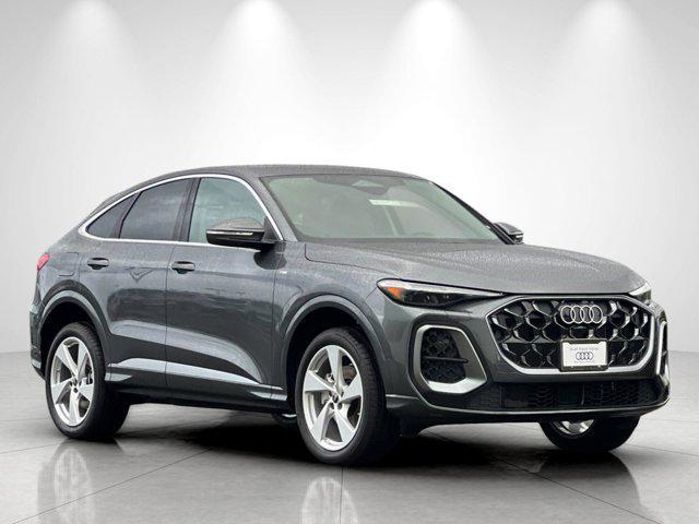new 2025 Audi Q5 car, priced at $64,140
