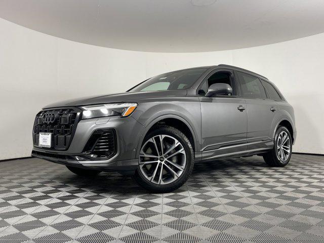 new 2025 Audi Q7 car, priced at $68,400