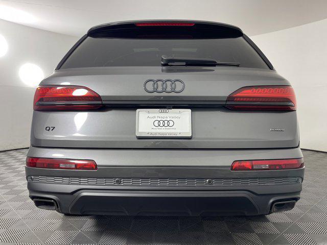new 2025 Audi Q7 car, priced at $68,400
