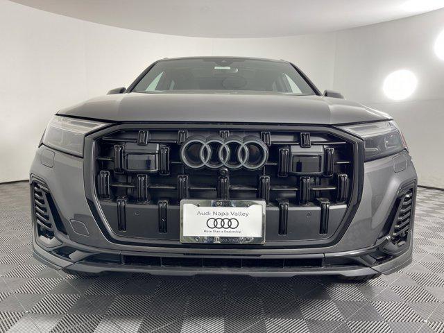 new 2025 Audi Q7 car, priced at $68,400