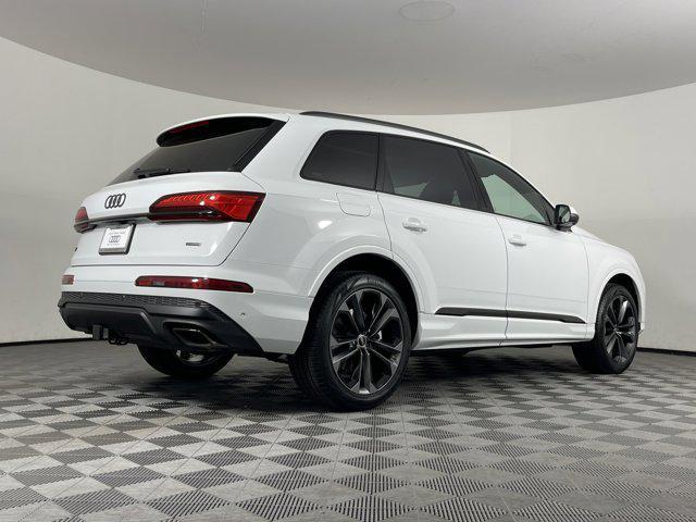 new 2025 Audi Q7 car, priced at $75,540