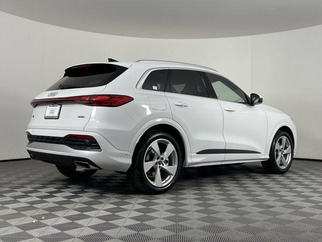 new 2025 Audi Q5 car, priced at $64,340