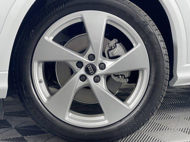 new 2025 Audi Q5 car, priced at $64,340