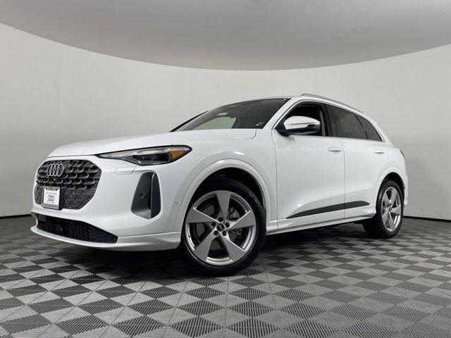 new 2025 Audi Q5 car, priced at $64,340