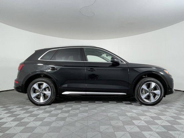 new 2024 Audi Q5 car, priced at $46,060